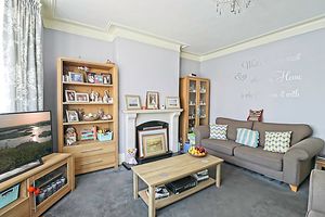 Living Room- click for photo gallery